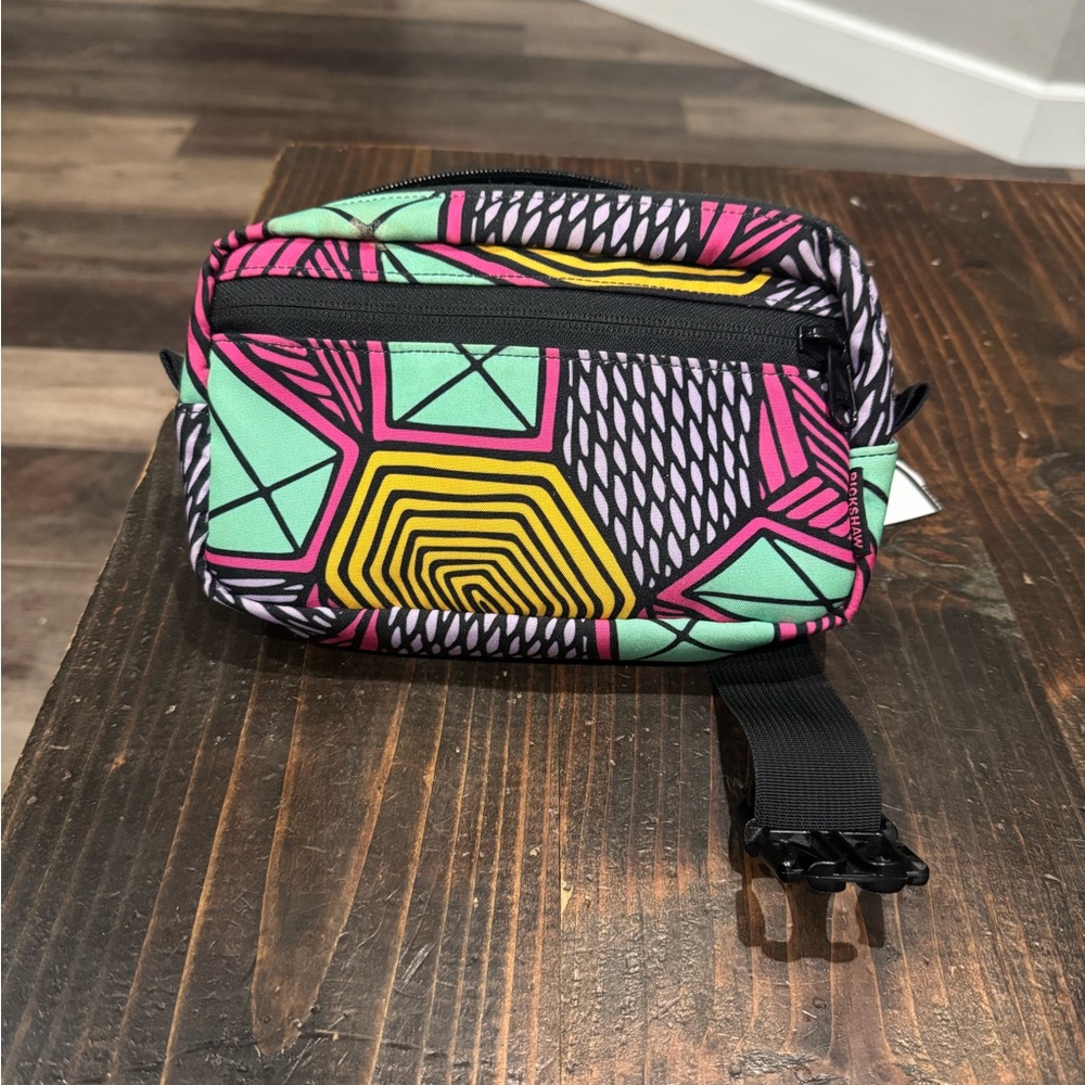 Gneural rickshaw Fanny pack